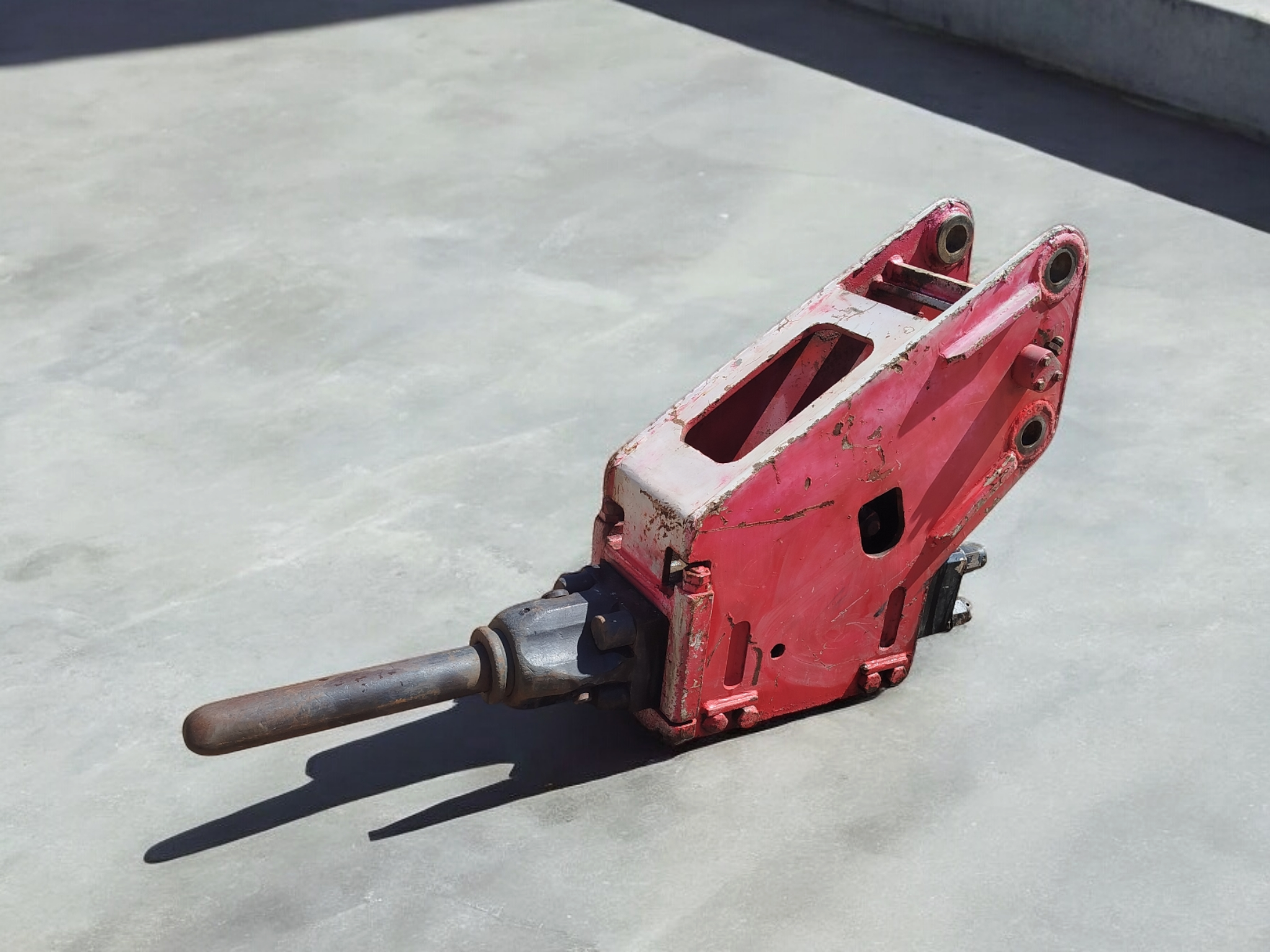 Breaker  image 4
