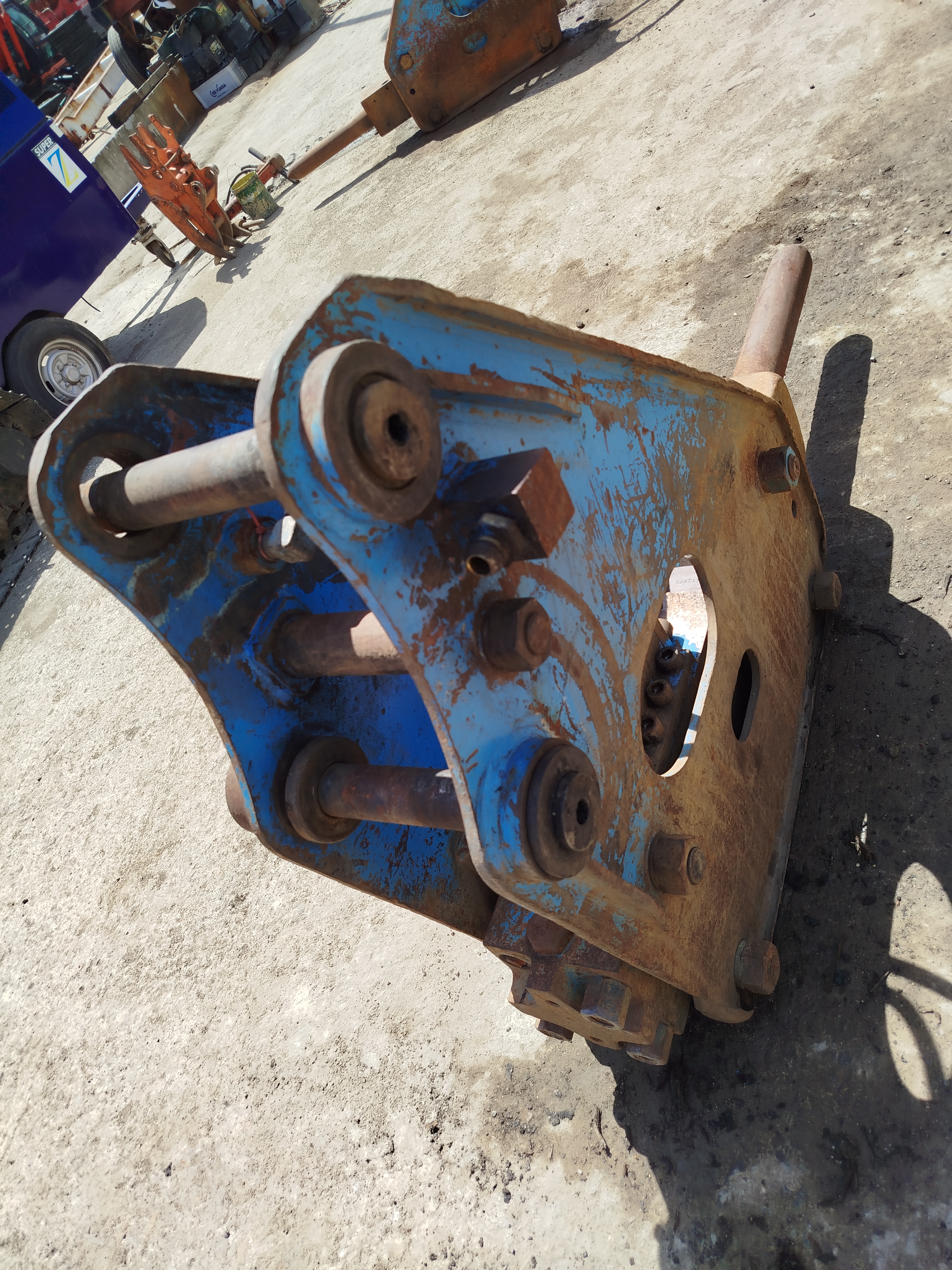 Breaker  image 2