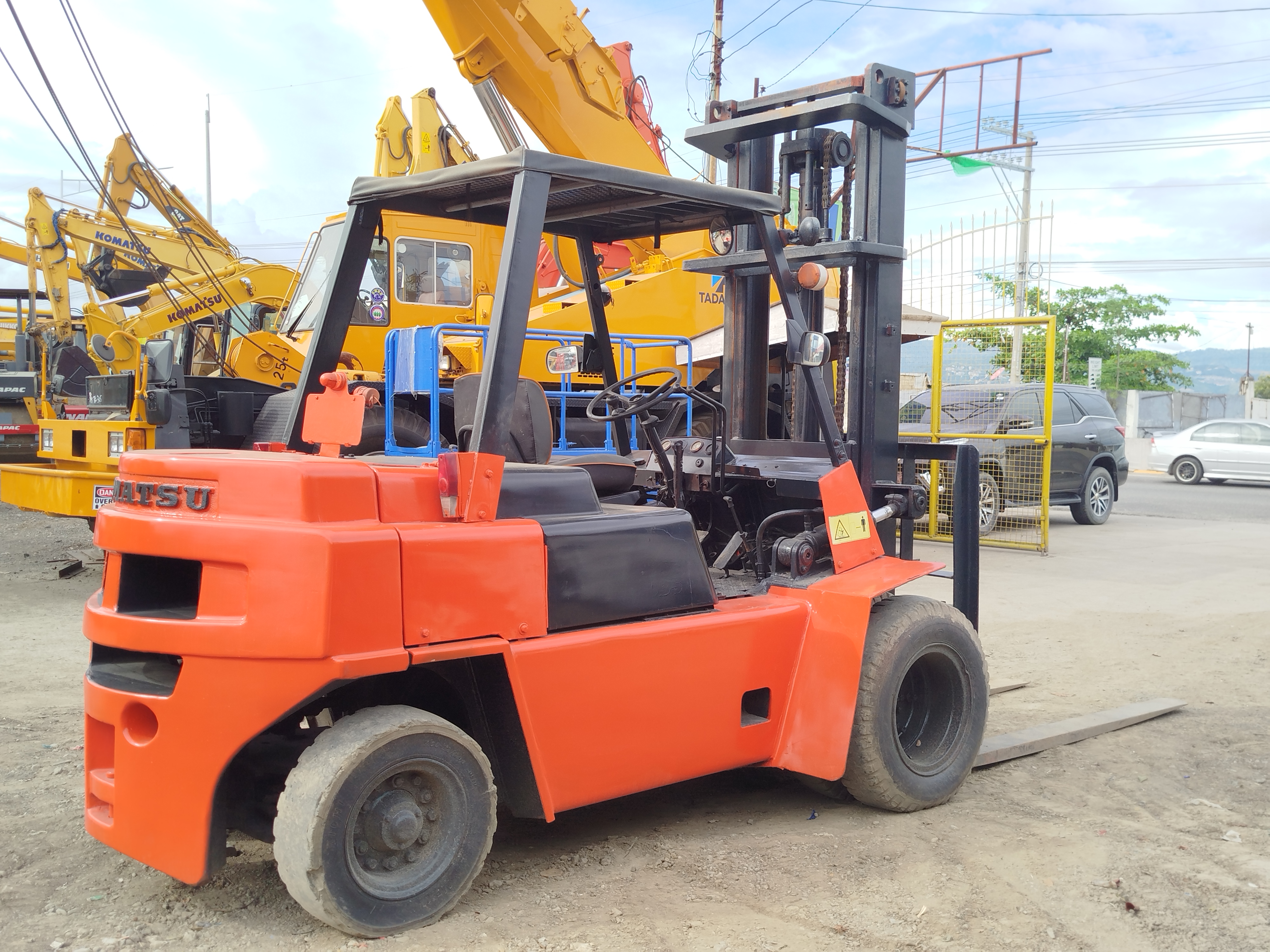 Forklift image 2