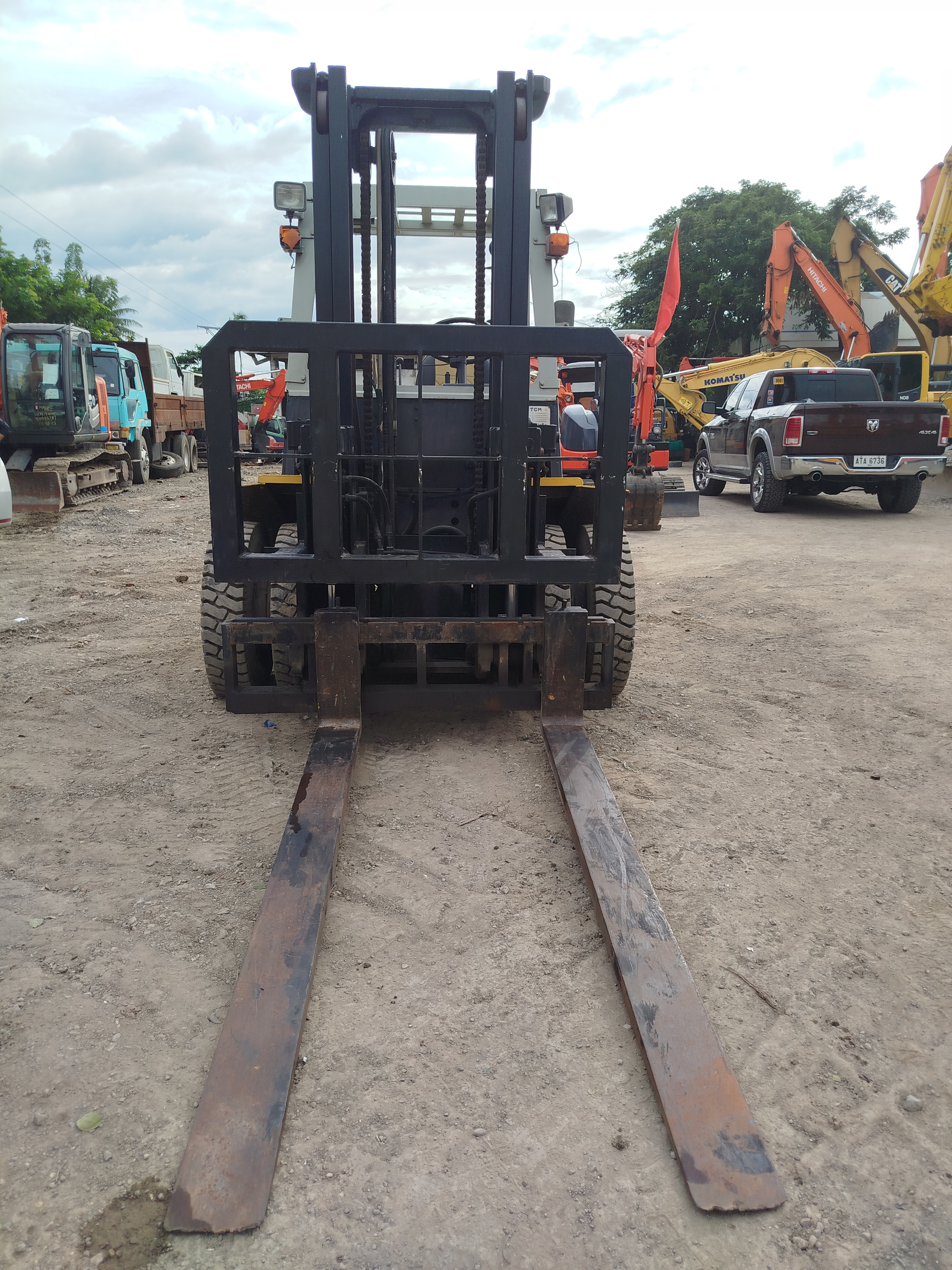 Forklift  image 7