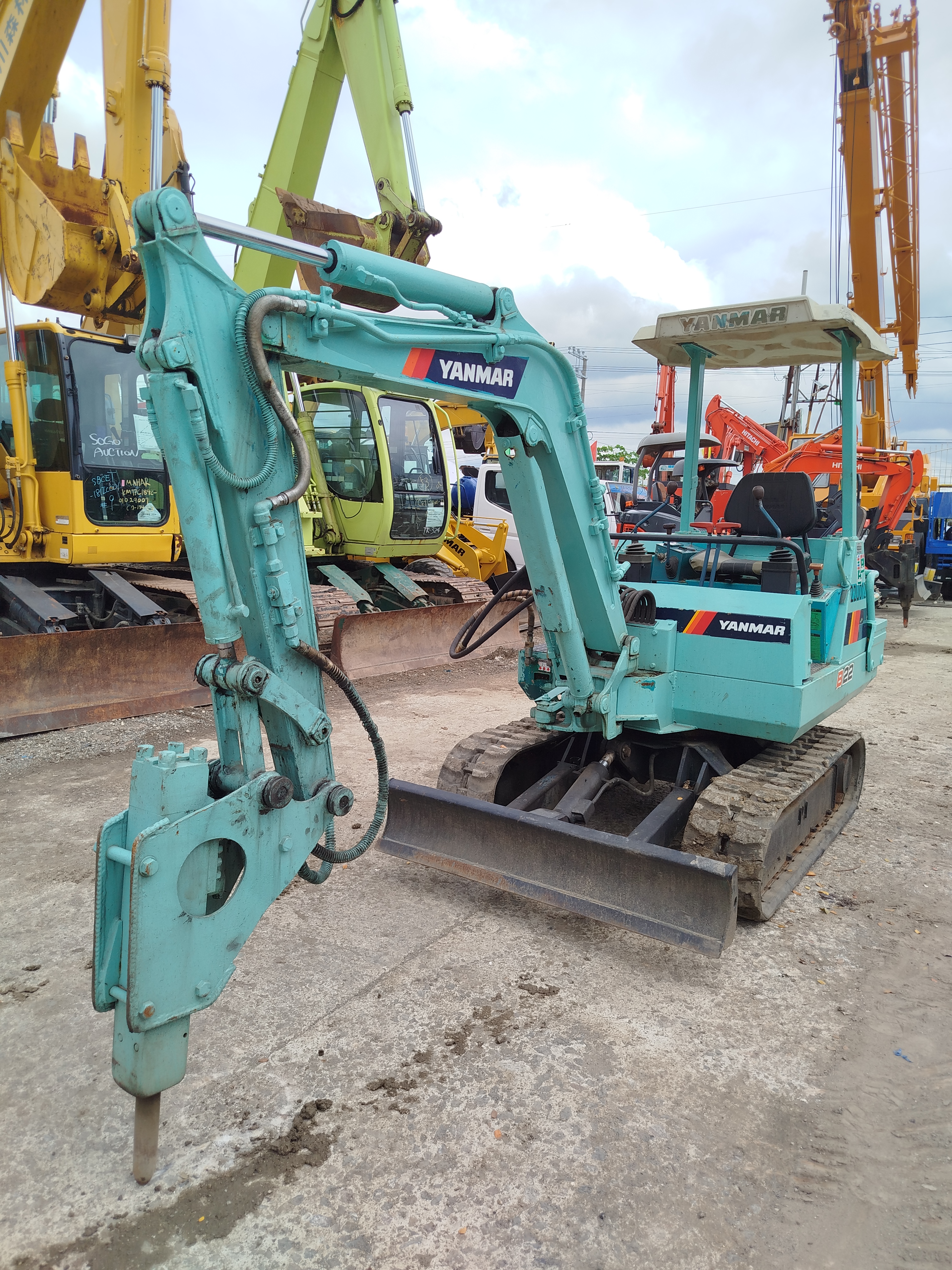 Excavator  image 5