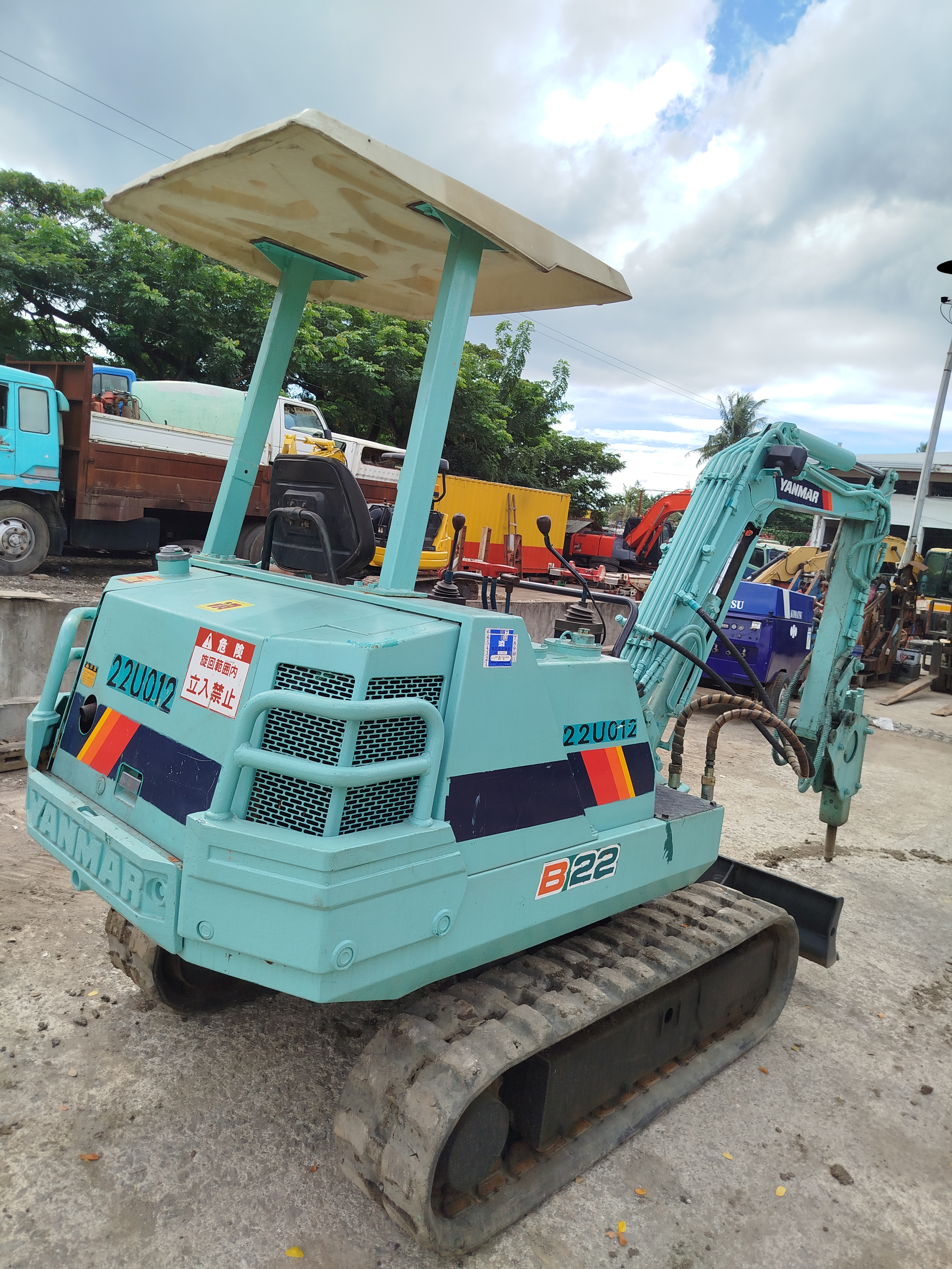Excavator  image 6