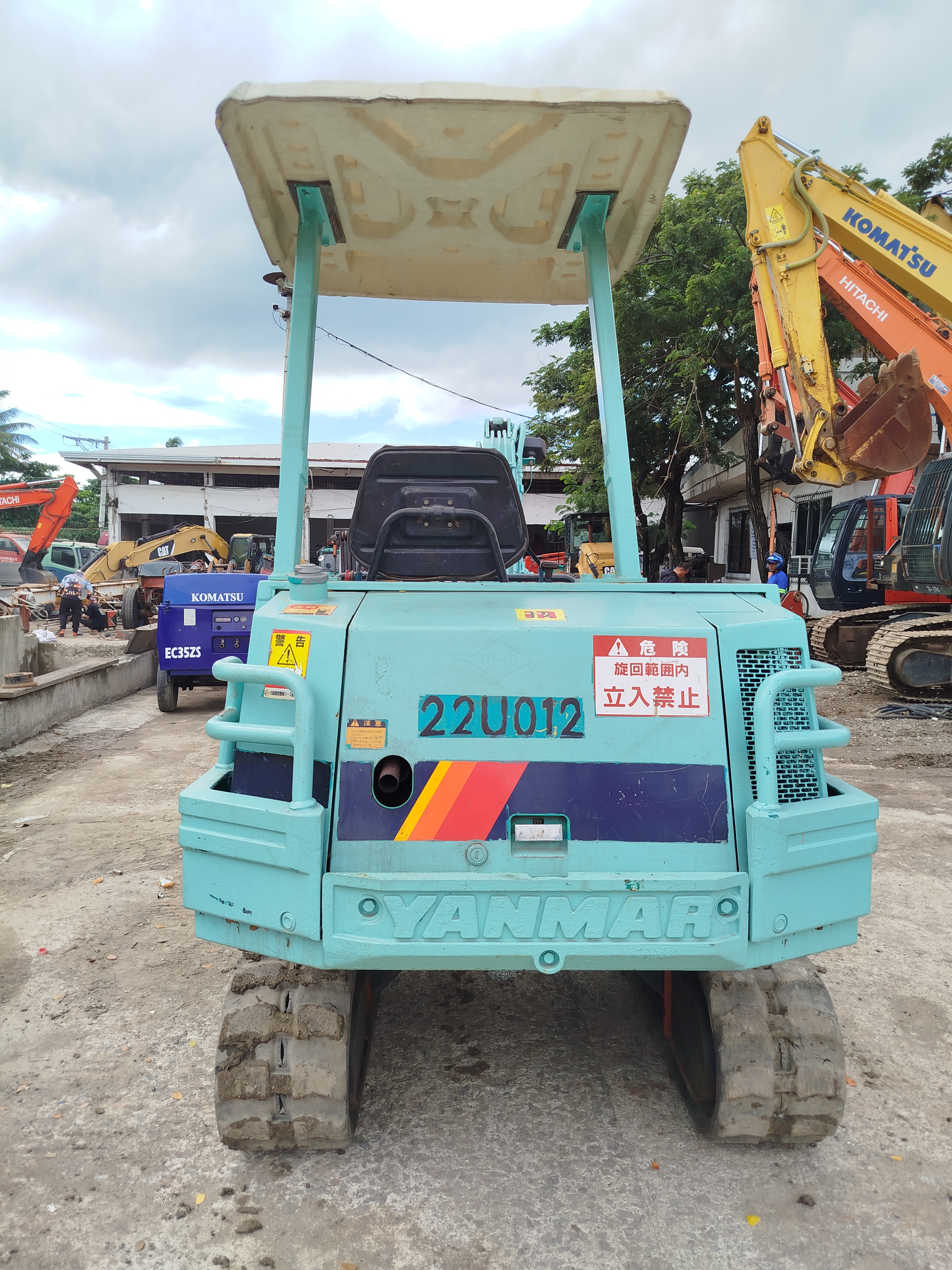 Excavator  image 7