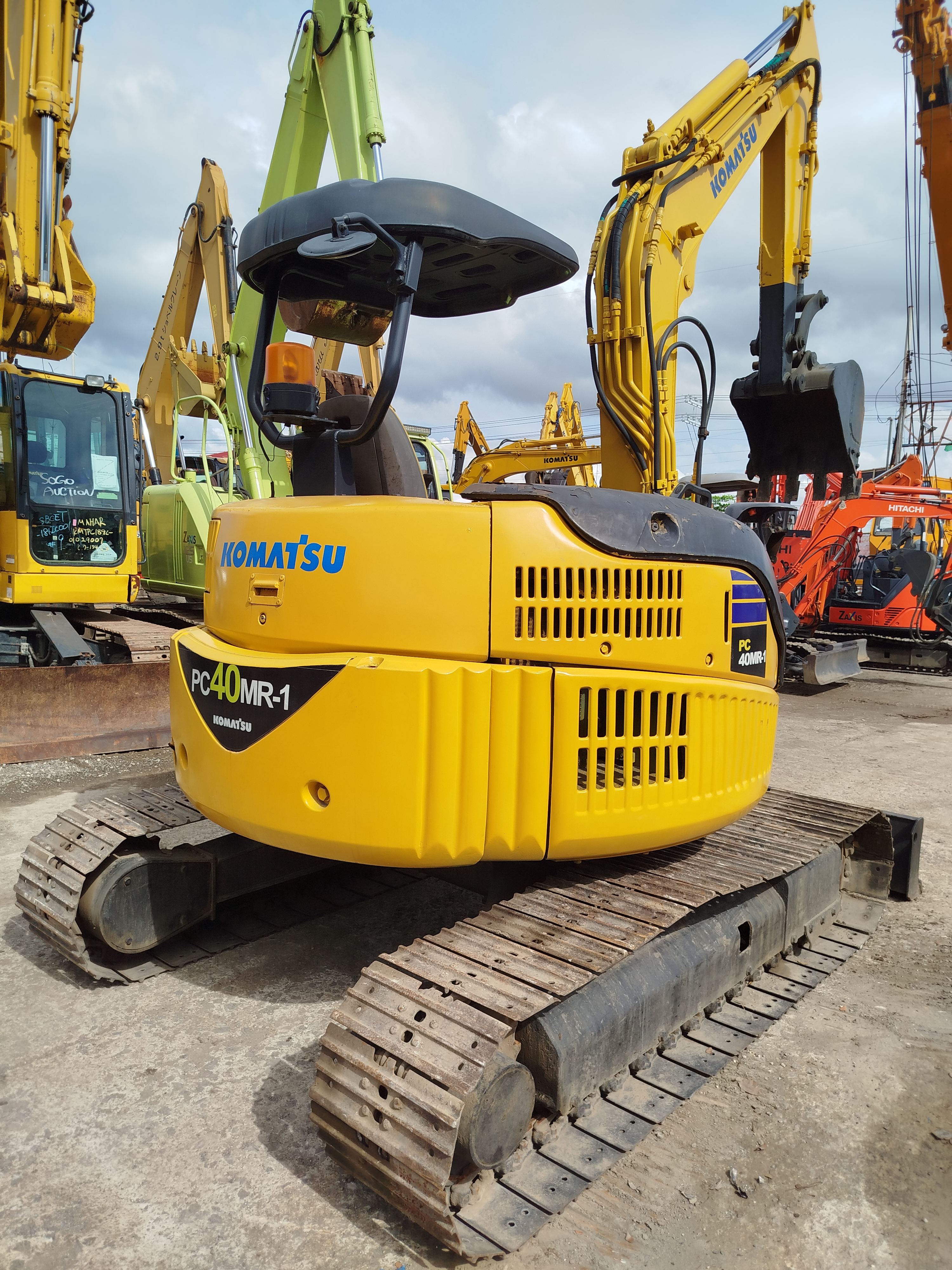 Excavator  image 5