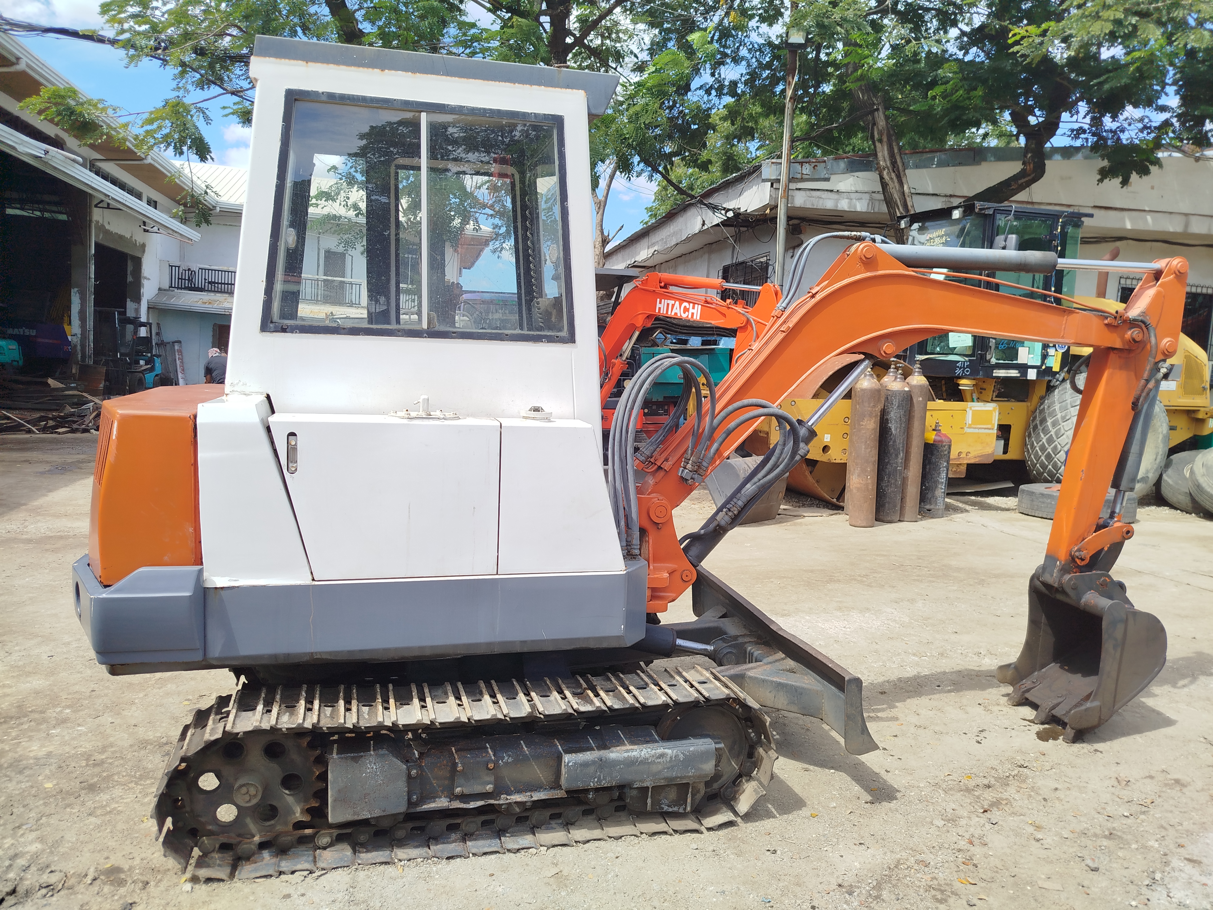 Excavator  image 2