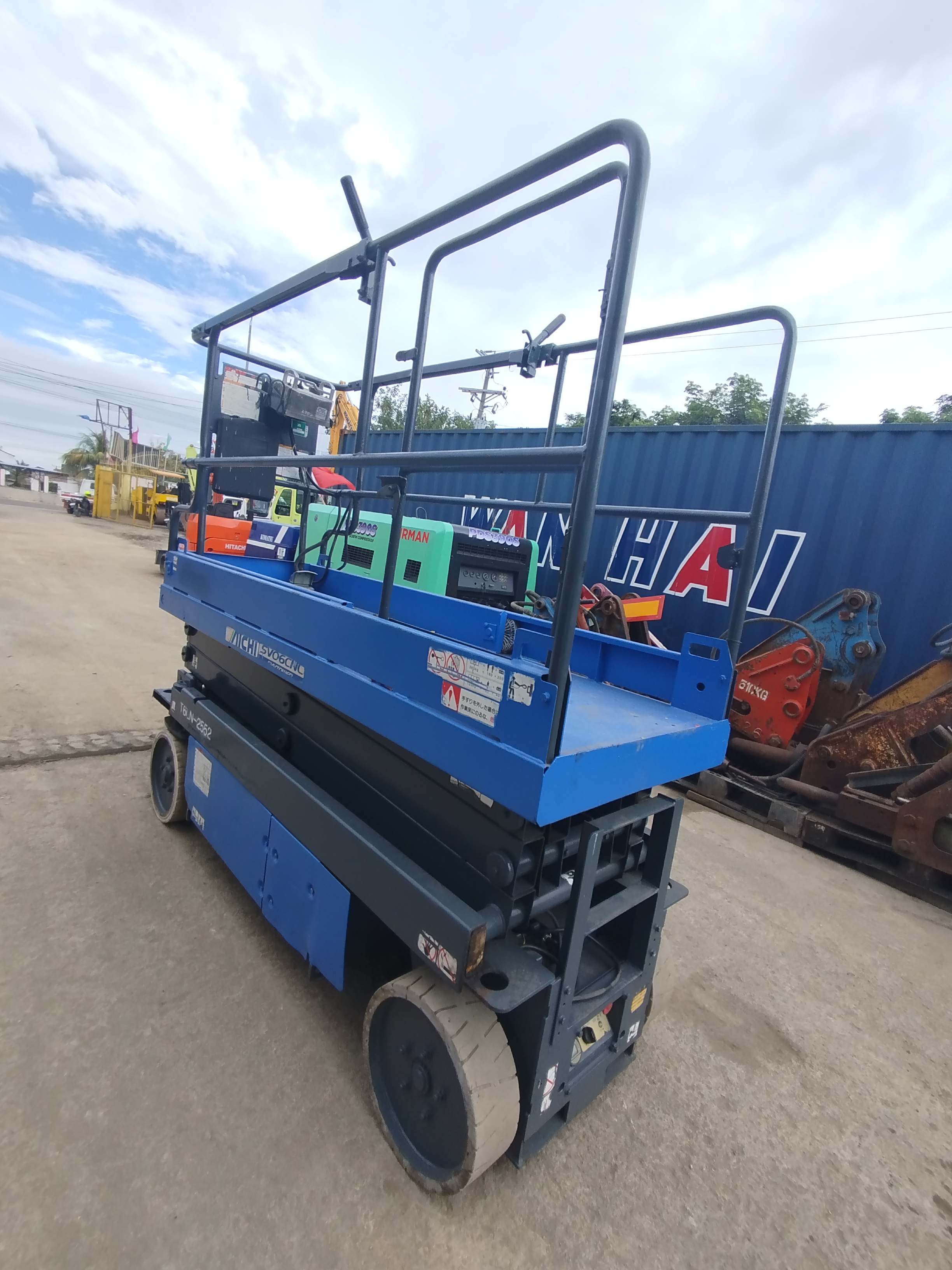 Scissor Lift  image 1