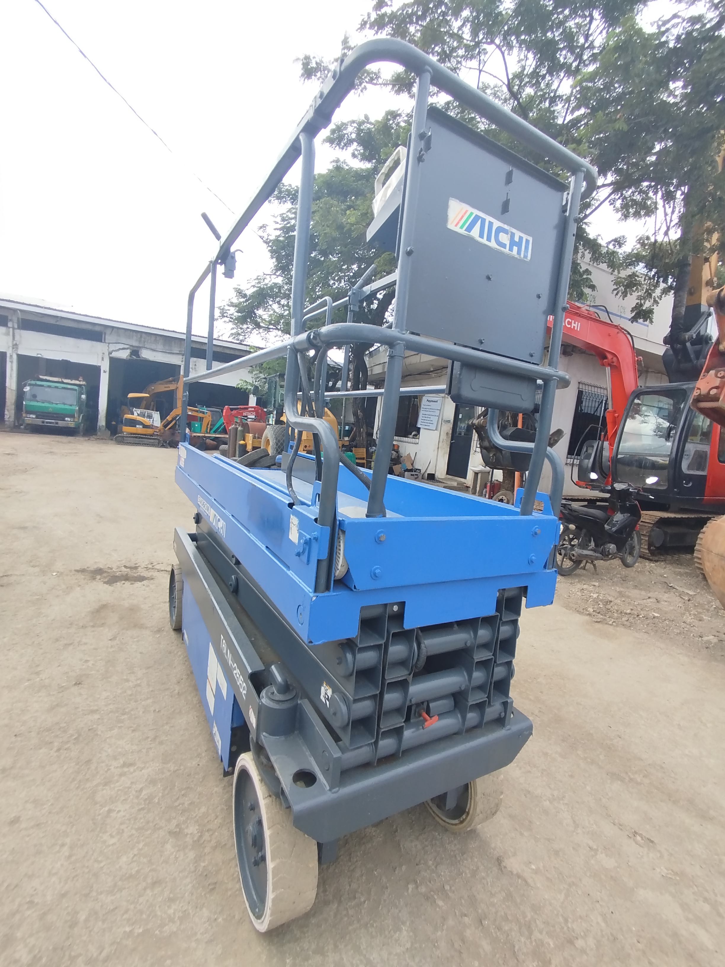 Scissor Lift  image 2