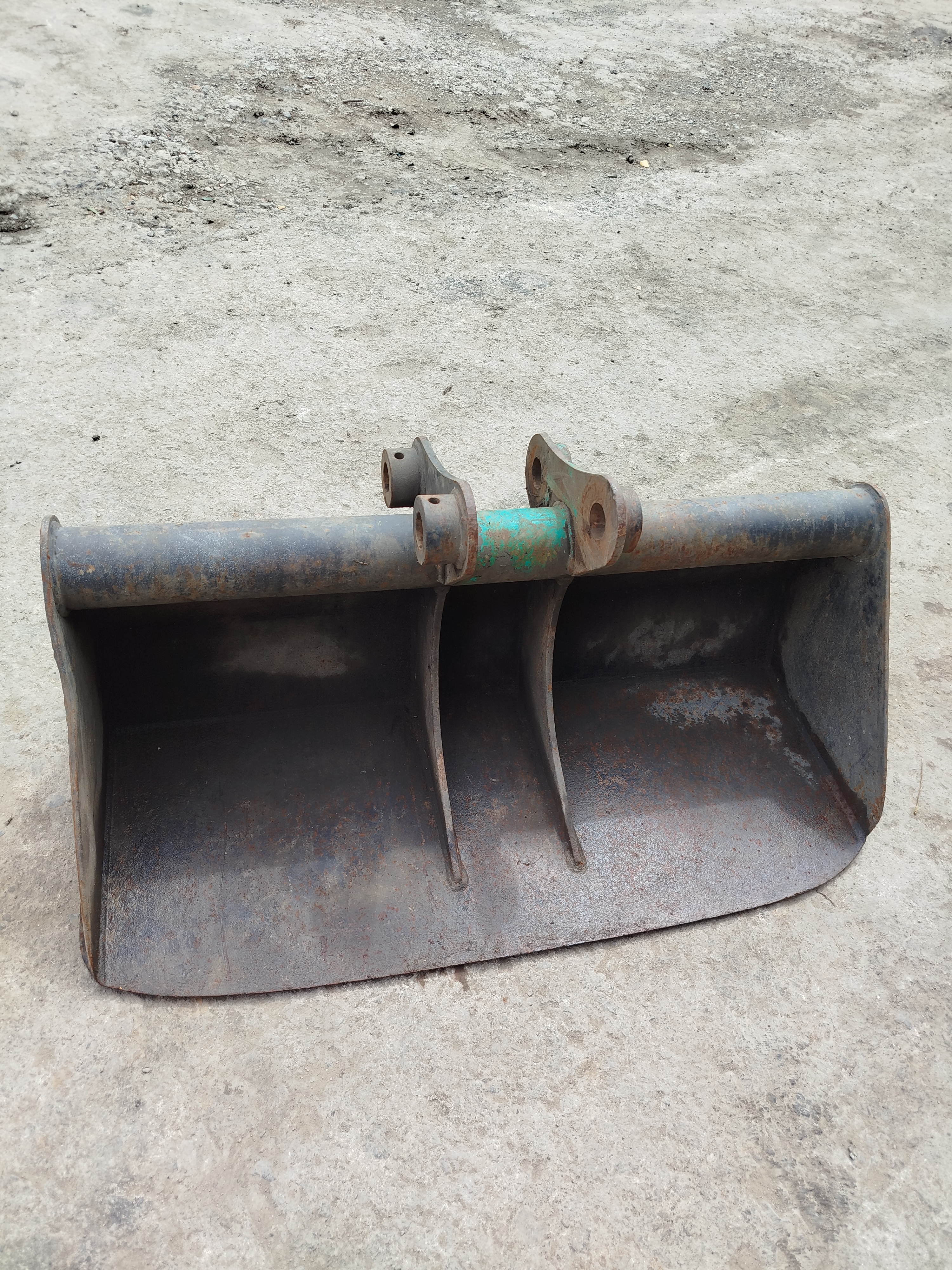 Bucket  image 2