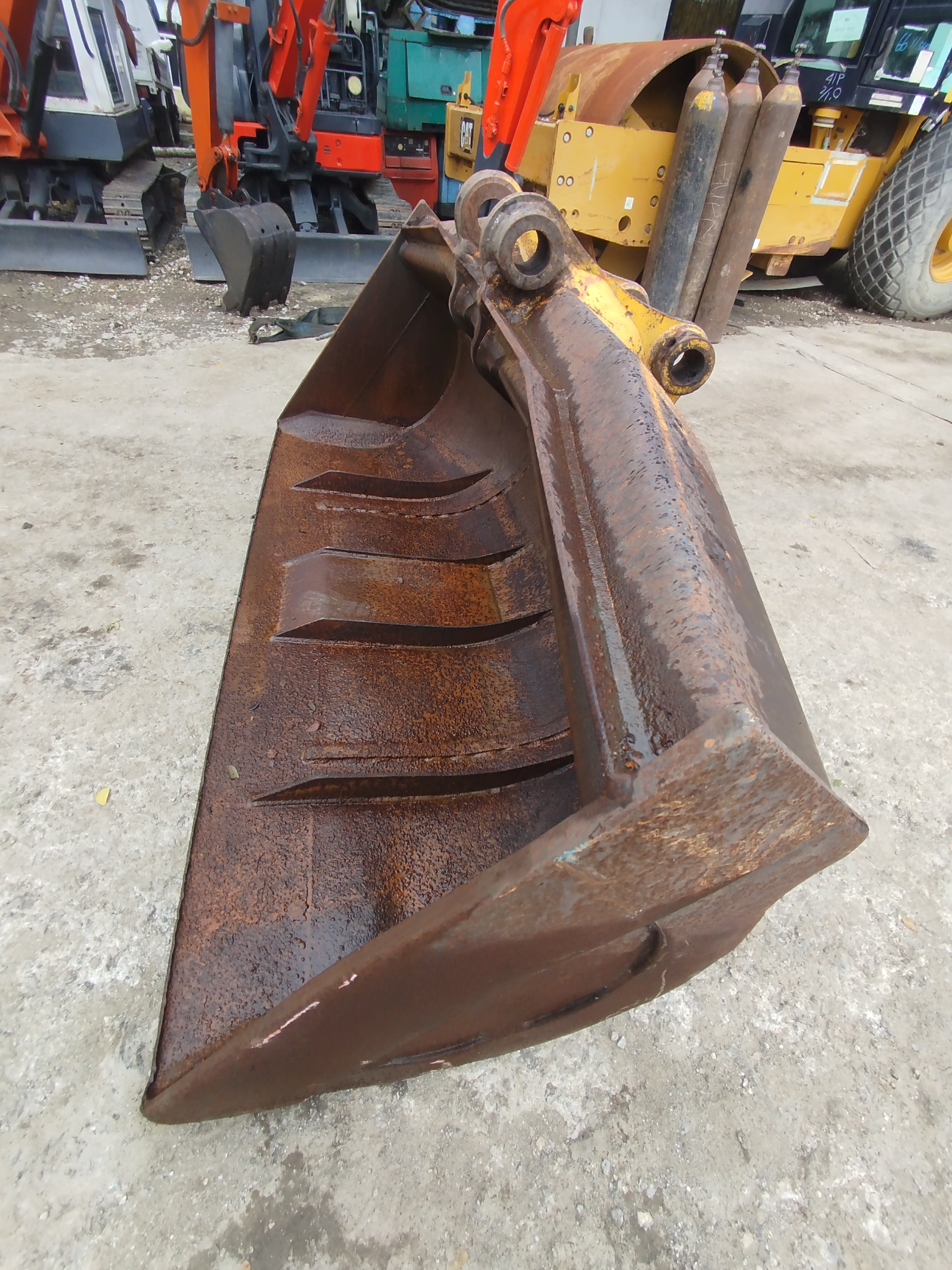 Bucket  image 2