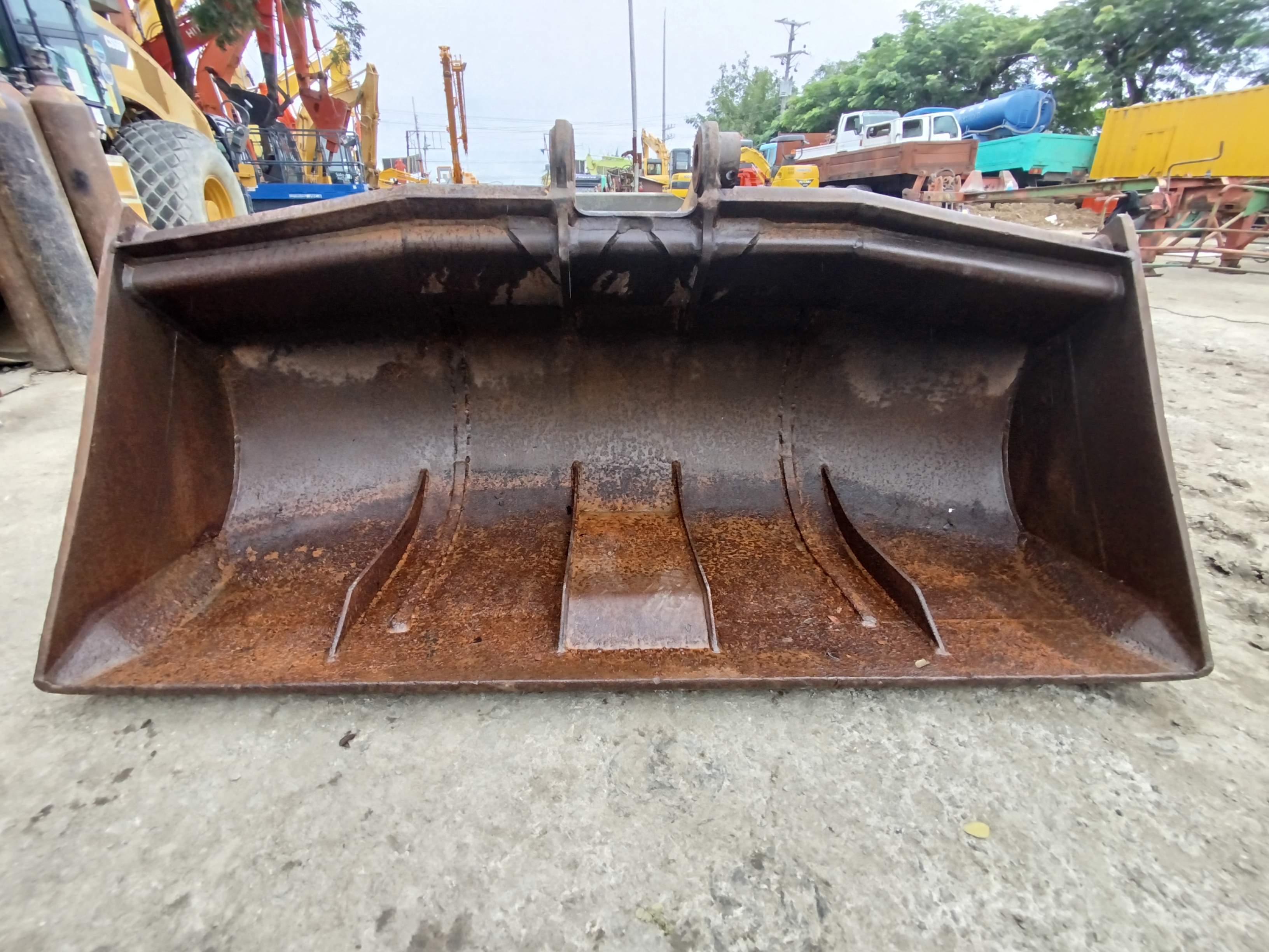 Bucket  image 3