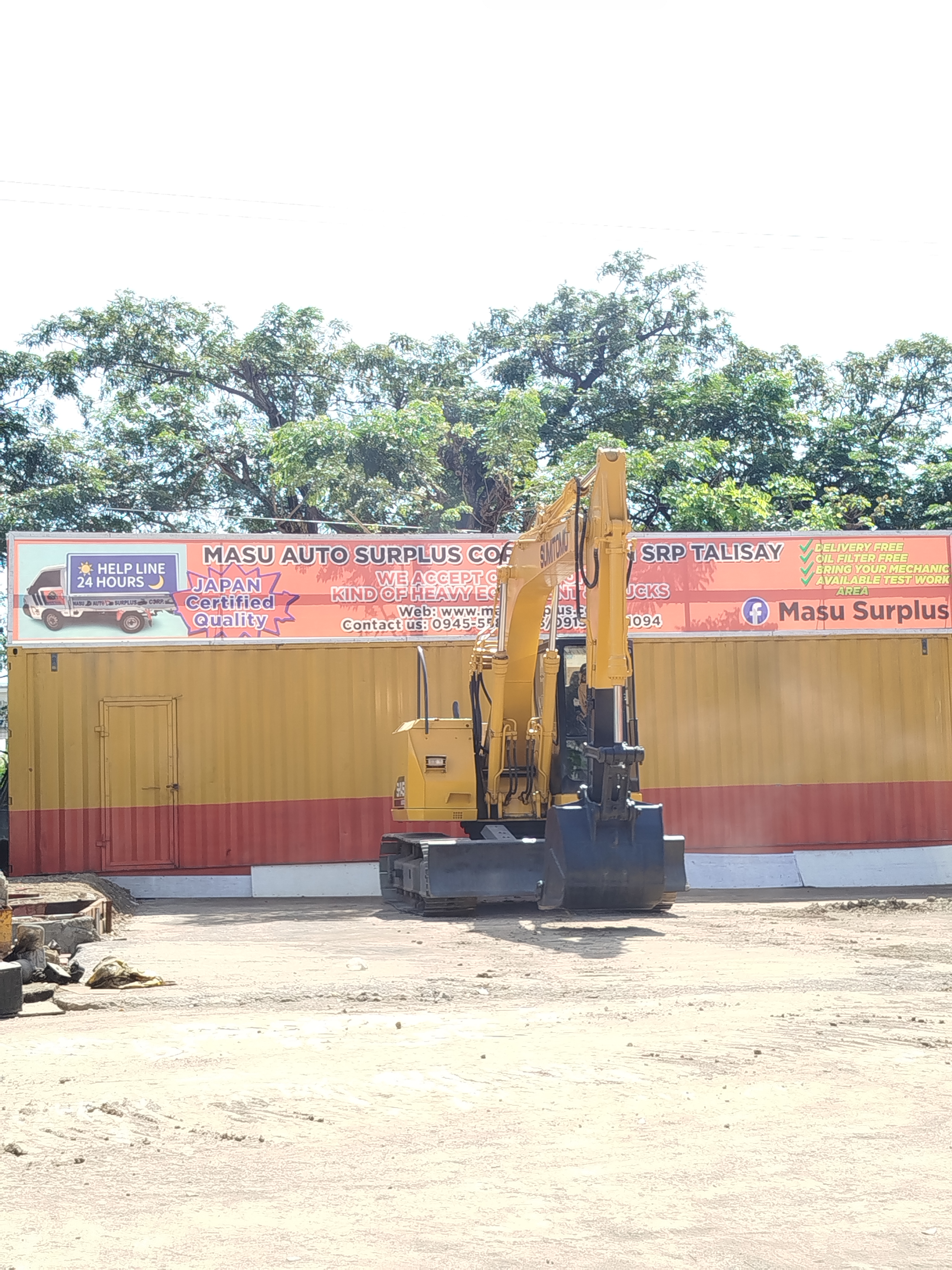 SUMITOMO  Excavator  image 3