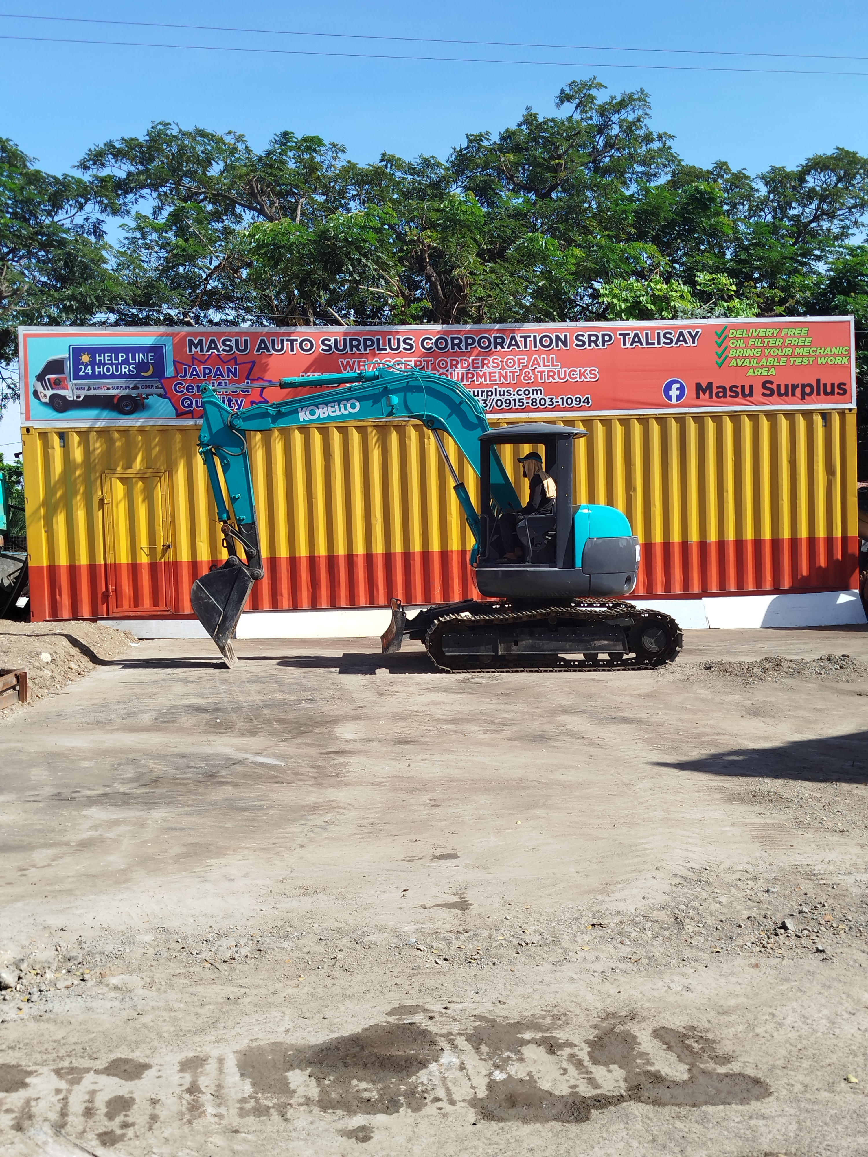 Excavator  image 2
