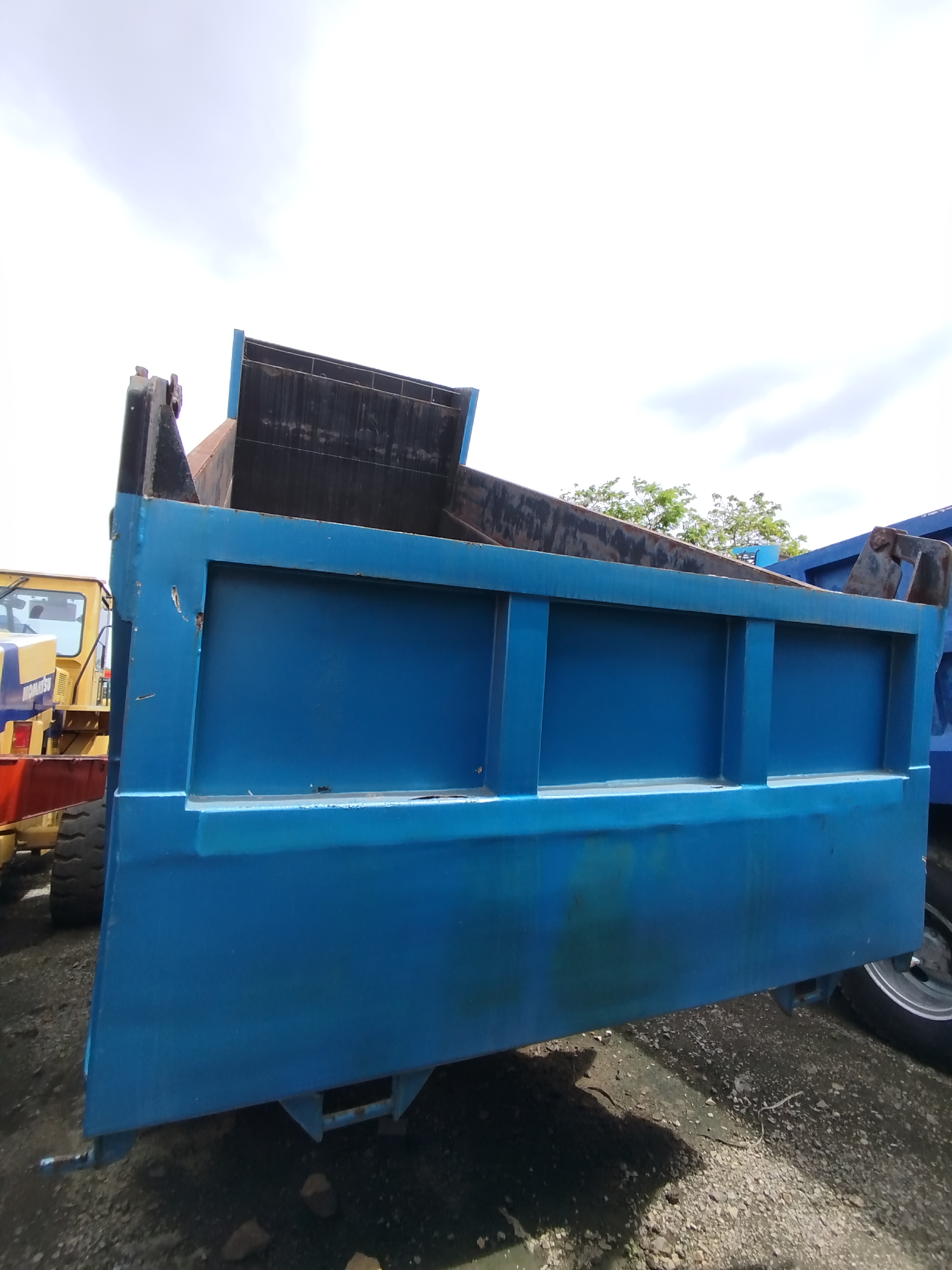 Dump Truck  image 4